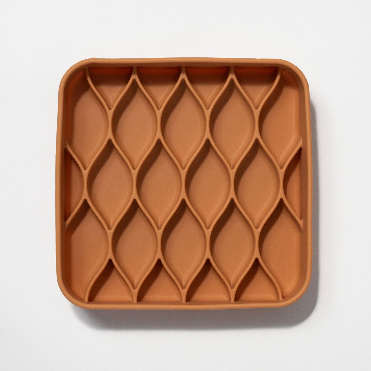 dogged - argyle slow feeder bowl - nutmeg